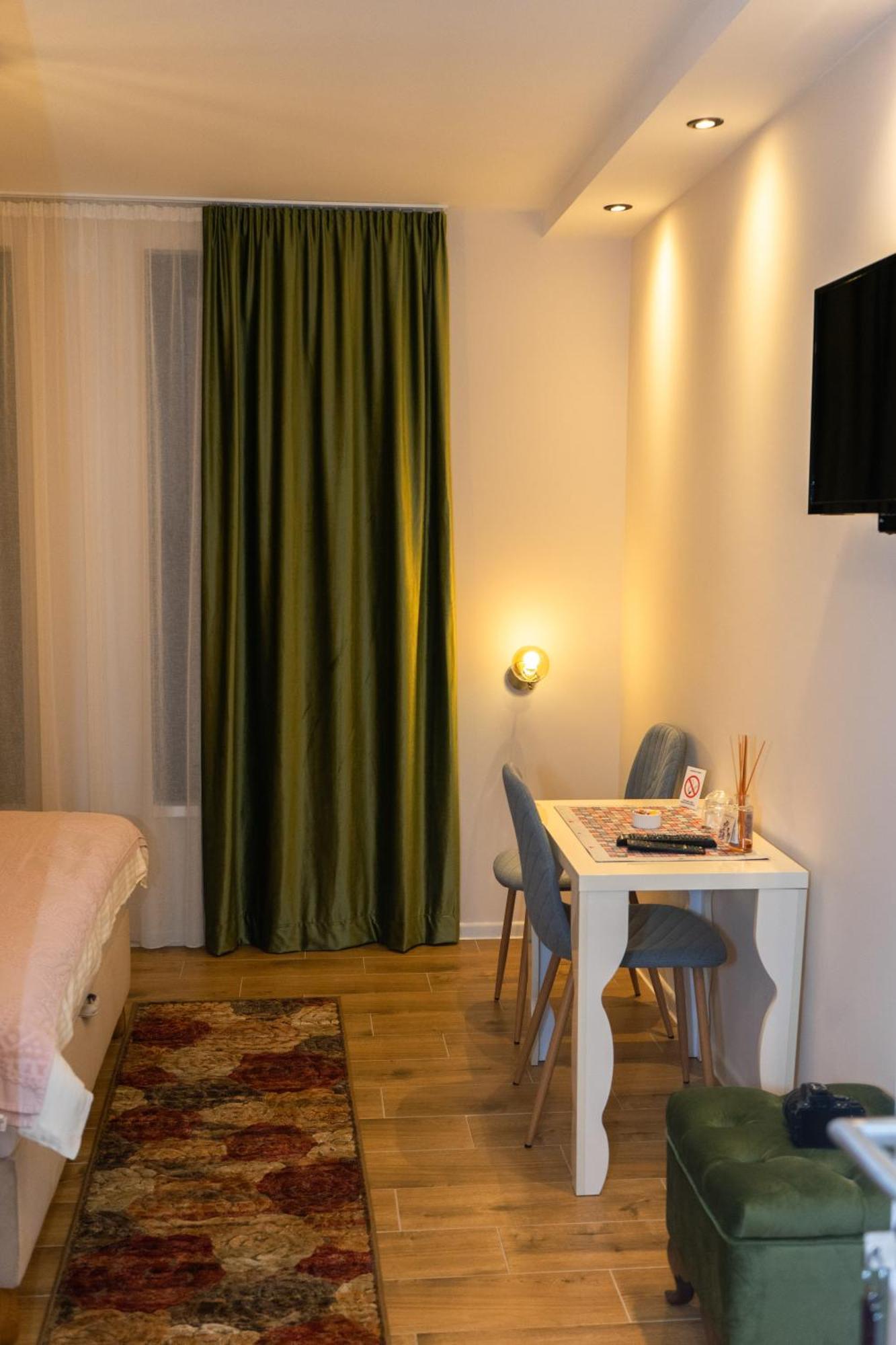 Merak Rooms & Caffe Bar Šabac Dış mekan fotoğraf