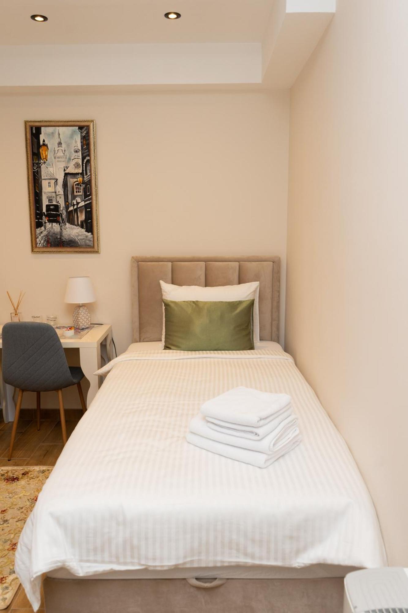 Merak Rooms & Caffe Bar Šabac Dış mekan fotoğraf