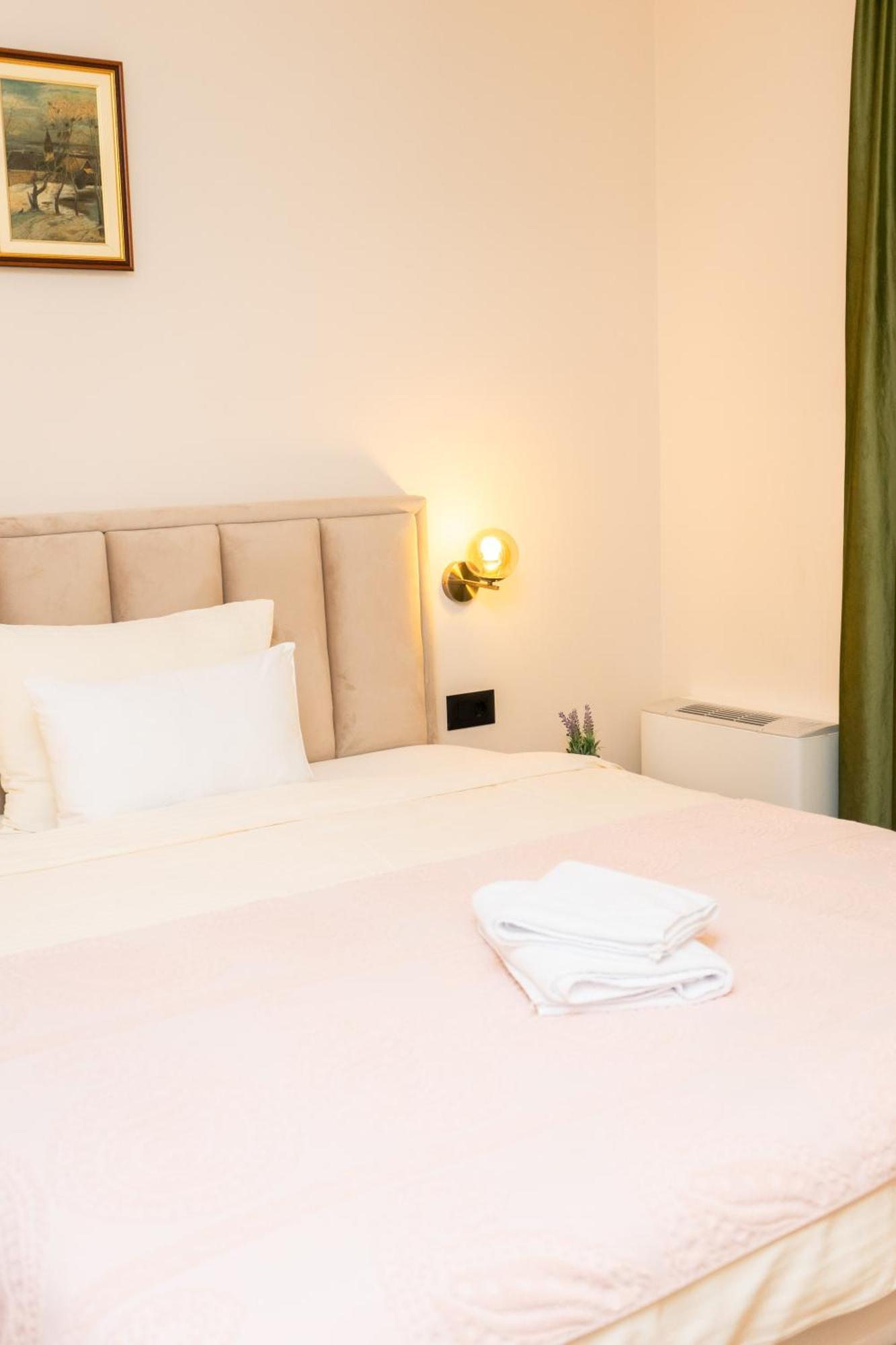 Merak Rooms & Caffe Bar Šabac Dış mekan fotoğraf
