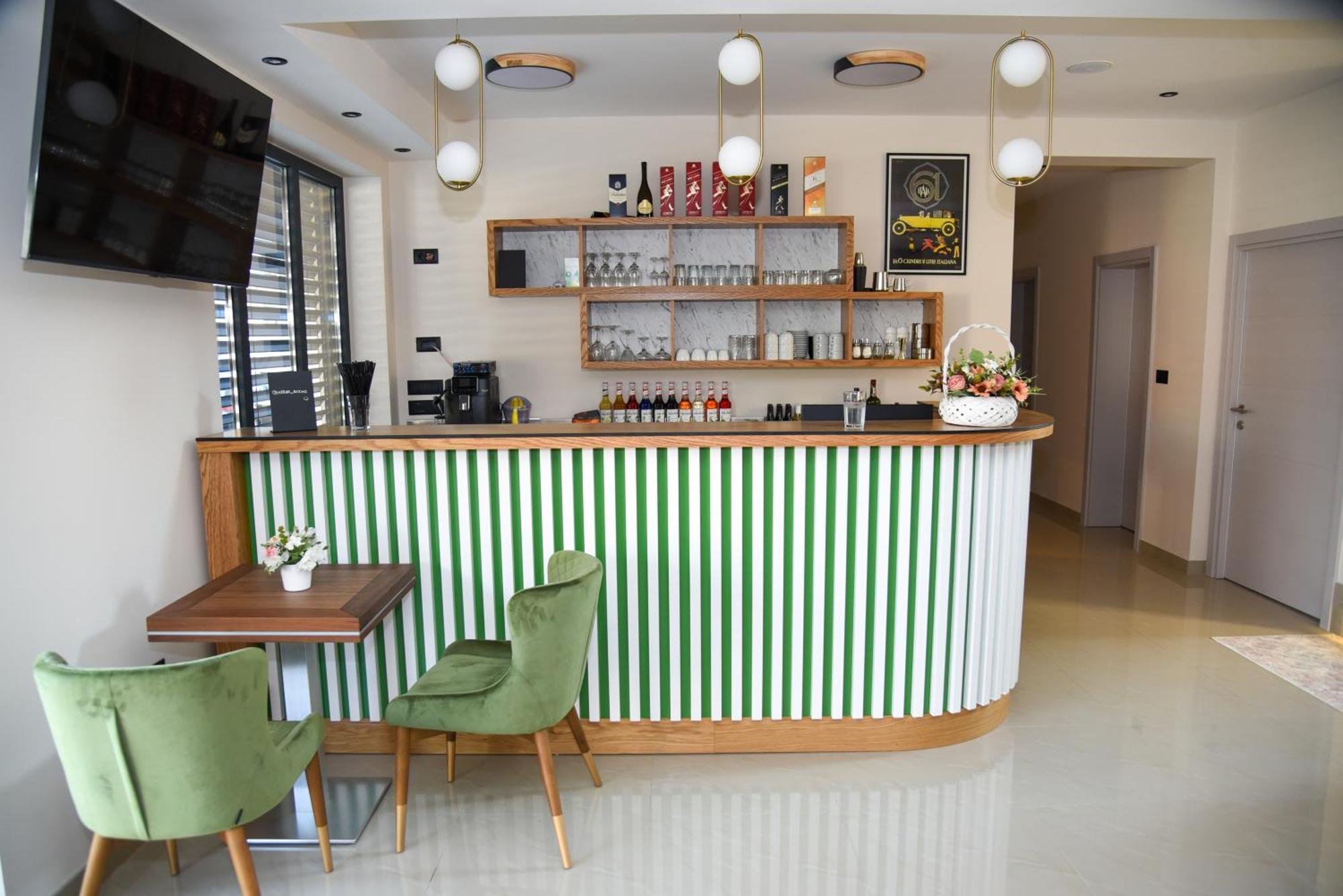 Merak Rooms & Caffe Bar Šabac Dış mekan fotoğraf